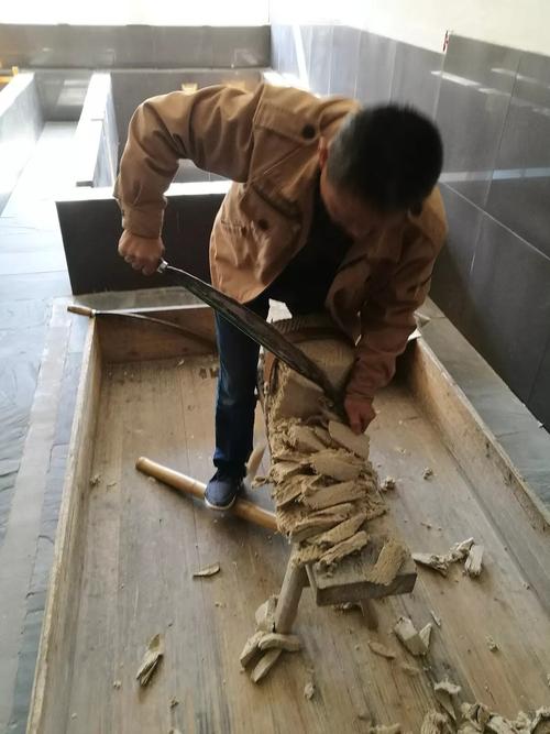 泾县纸坊一直只用青檀做造纸的主要原料,到了道光十
